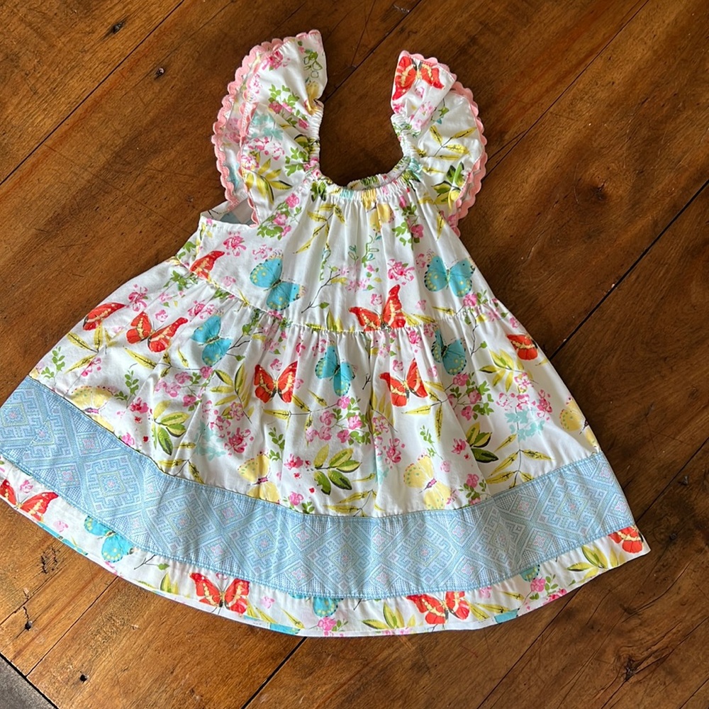 Butterfly top